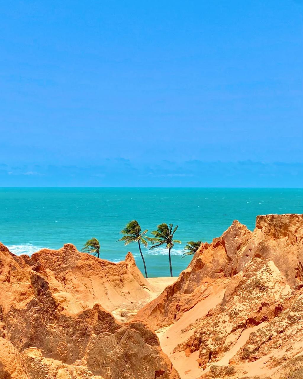 Morro Branco – labirinto e areia colorida